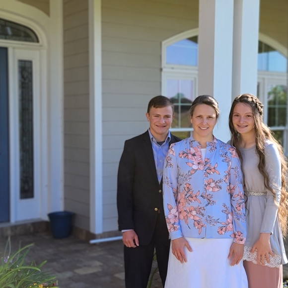 Meet your Posher, Marisa - Picture 9 of 16